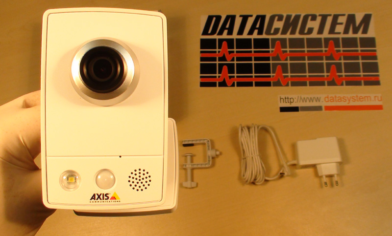 Axis M1054 - Компактная камера видеонаблюдения